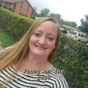 Meet your Posher, Lori